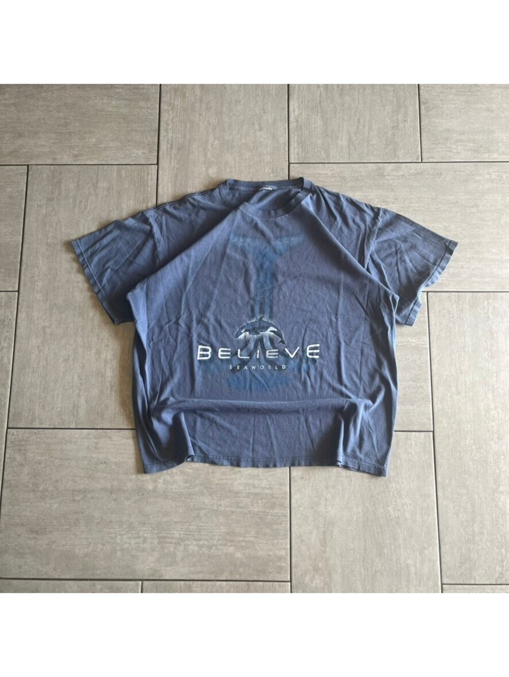 Vintage SeaWorld Believe Graphic T-Shirt Blue Casual Fit Size XL